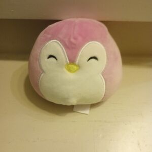 Squishmallows Elle The Penguin Mini Plush